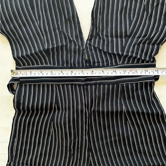 FAITHFULL the Brand Cedric Jumpsuit striped white and black v neck size 4 - Picture 8 of 15